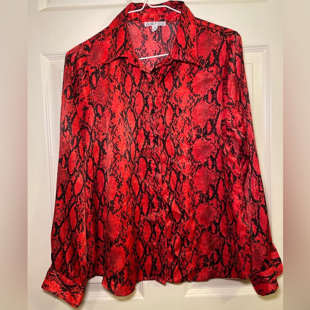 ❤️Red button up❤️